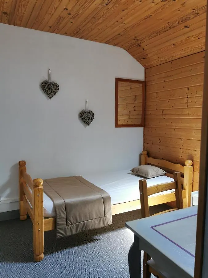 Hôtel Au Feu De Bois bar à vin le 1605 Autrans-Meaudre-en-Vercors France