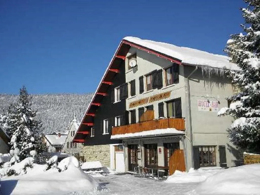 Hôtel Au Feu De Bois bar à vin le 1605 Autrans-Meaudre-en-Vercors Hotel